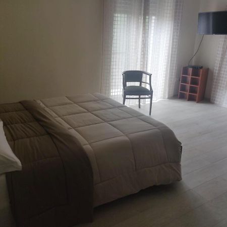 Da Nonna Antonietta Bed & Breakfast เฟอร์รันดีนา ภายนอก รูปภาพ